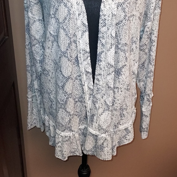 Maurice's Light Snake-Print Cardigan - Picture 2 of 7